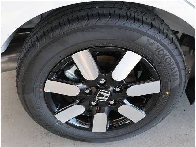 Honda FREED E:HEV AIR EX 2026 — миниатюра 2