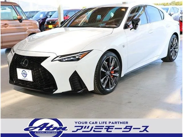 Lexus IS IS300H F SPORT 2023 — фото 1, купить с доставкой в Москву