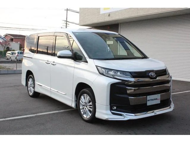 Toyota NOAH S-Z 2022 — миниатюра 2
