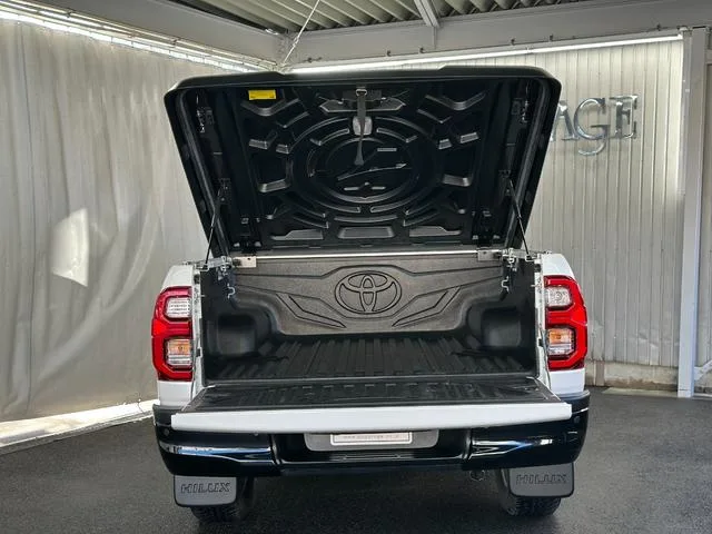 Toyota Hilux Z GR SPORT 2023 — миниатюра 3