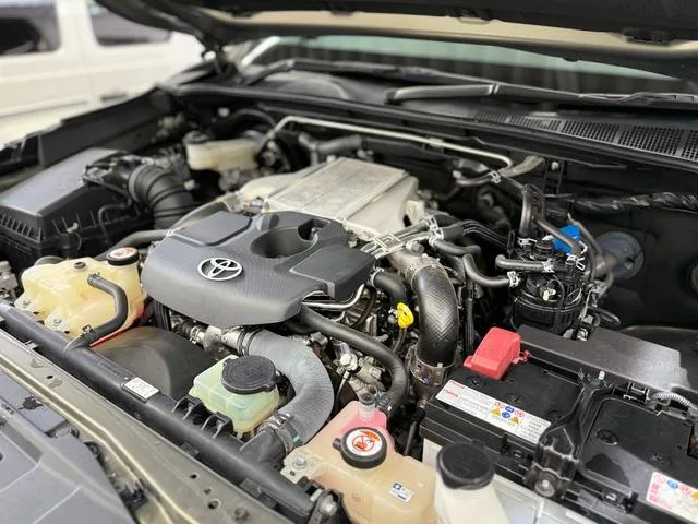 Toyota Hilux Z 2023 — миниатюра 5
