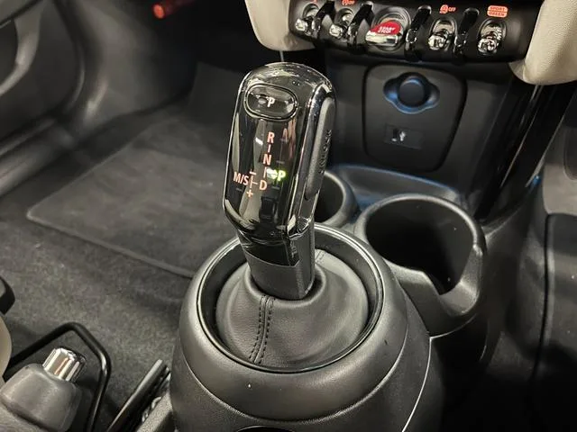 MINI MINI COOPER S CLASSIC TRIM 2022 — миниатюра 5