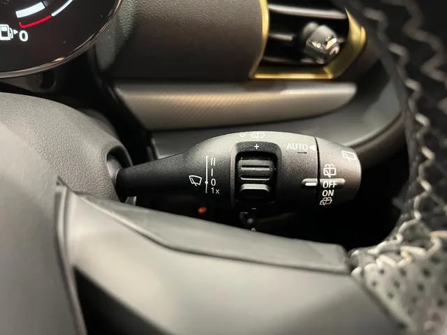 MINI MINI COOPER D CLUBMAN UNTOLD EDITION 2022 — миниатюра 5