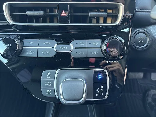 Toyota AQUA Z 2024 — миниатюра 3