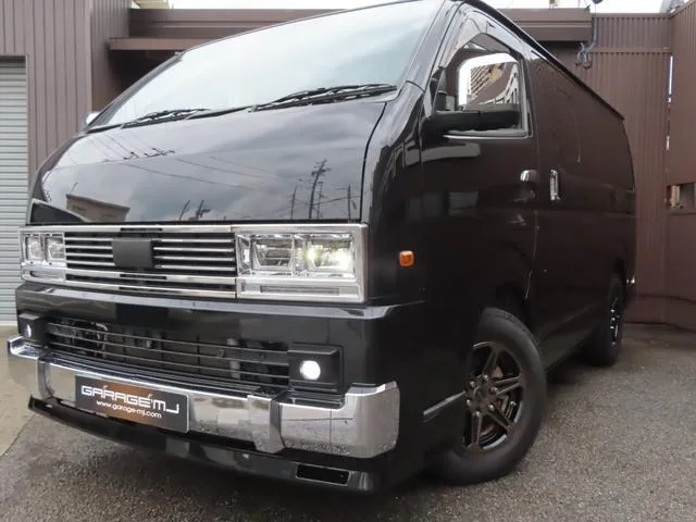 Toyota HIACE VAN SUPER GL DARK PRIME II 2022 — фото 1, купить с доставкой в Москву