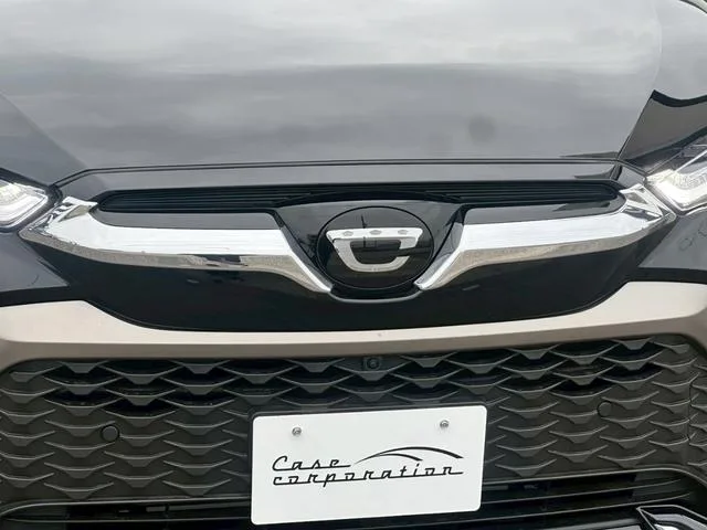 Toyota CorollaCross HYBRID Z 2024 — миниатюра 3