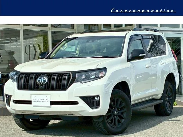 Toyota Land Cruiser Prado TX L PACKAGE MATT BLACK EDITION 2023 — фото 1, купить с доставкой в Москву