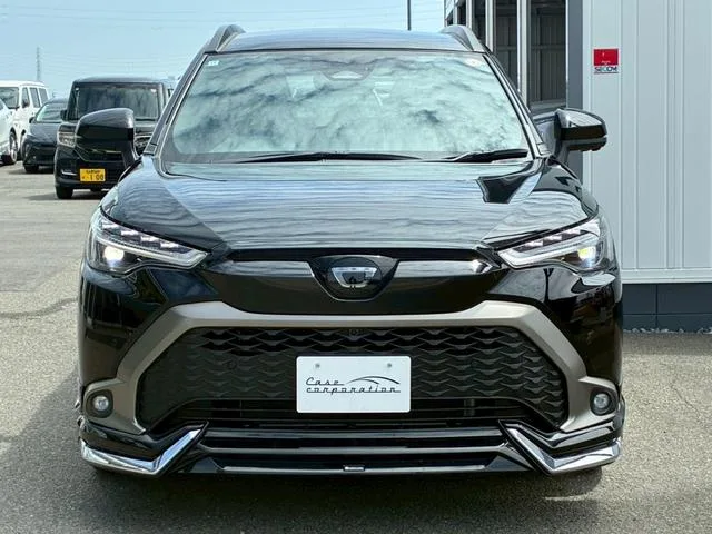 Toyota CorollaCross HYBRID Z 2024 — миниатюра 2