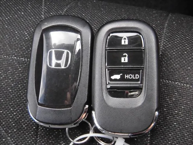 Honda VEZEL E:HEV Z 2024 — миниатюра 3