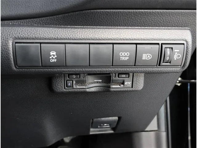 Toyota COROLLASPORT HYBRID G Z 2023 — миниатюра 2