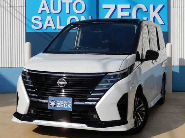 Nissan SERENA HIGHWAY STAR V 2023 — фото 1, купить с доставкой в Москву