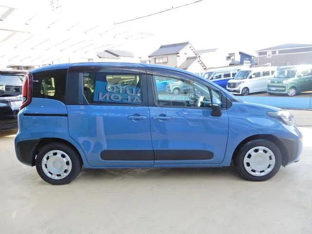 Toyota SIENTA HYBRID G 2023 — миниатюра 4