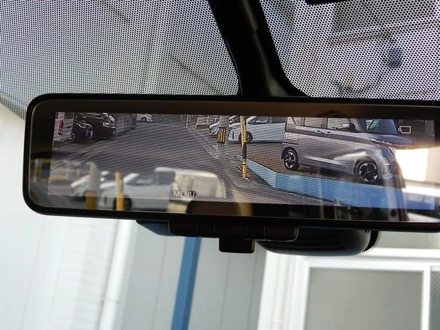 Nissan SERENA E-POWER HIGHWAY STAR V 2022 — миниатюра 3