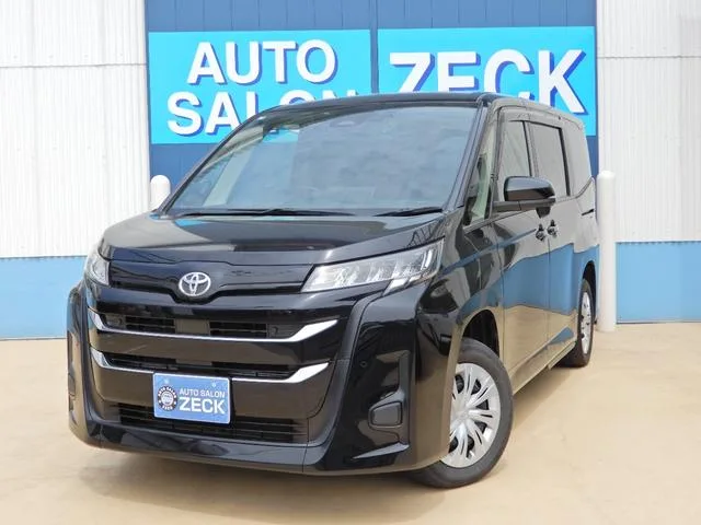 Toyota NOAH X 2022 — фото 1, купить с доставкой в Москву