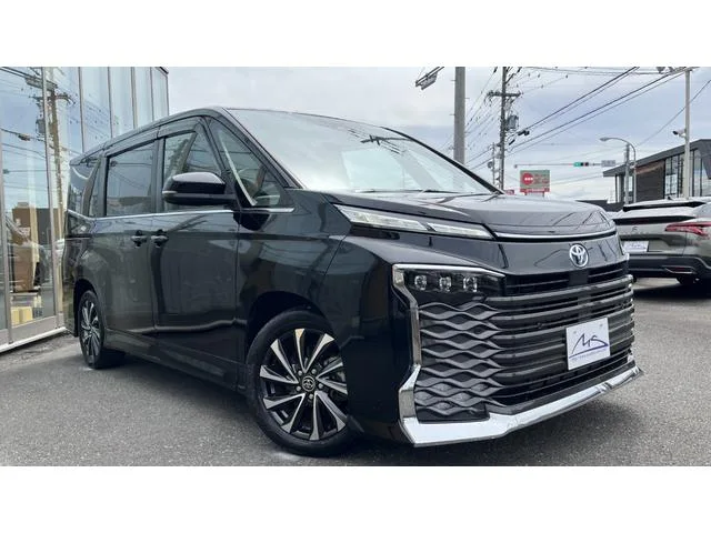 Toyota VOXY HYBRID S-Z 2023 — миниатюра 2