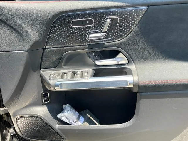 Mercedes-Benz EQB EQB250+ AMG LINE PACKAGE 2025 — миниатюра 2