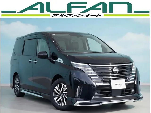 Nissan SERENA E-POWER HIGHWAY STAR V 2024 — фото 1, купить с доставкой в Москву