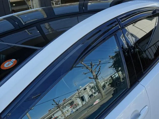 Toyota Prius Z 2025 — миниатюра 5
