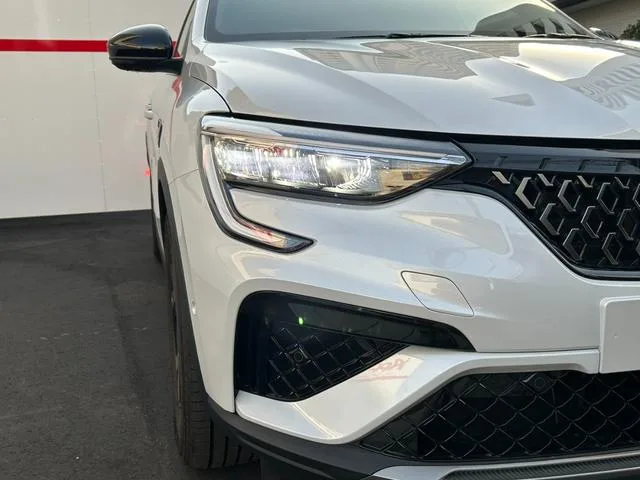 Renault Arkana TECHNO MILD HYBRID 2025 — миниатюра 2