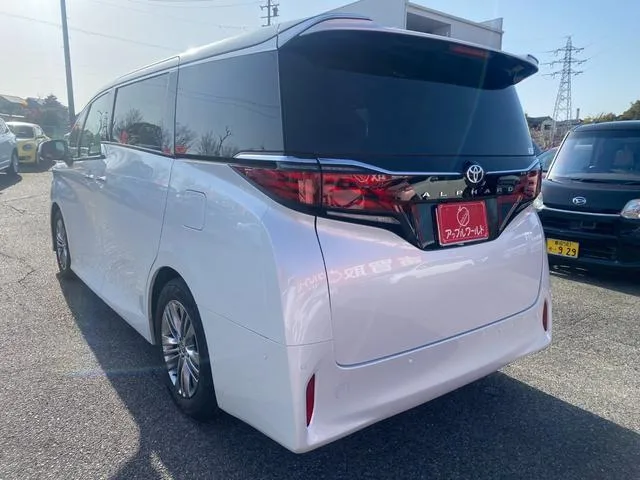 Toyota Alphard Z 2025 — миниатюра 2