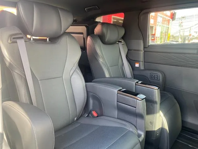 Toyota Alphard Z 2025 — миниатюра 4