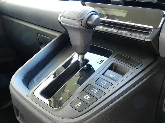 Toyota NOAH HYBRID X 2025 — миниатюра 4