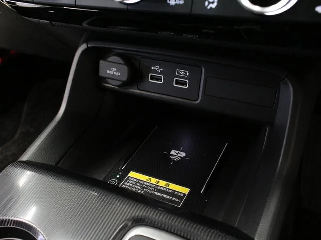 Honda CIVIC E:HEV 2022 — миниатюра 4