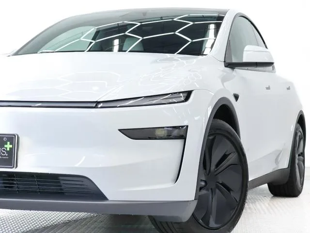 Tesla Model Y RWD 2025 — миниатюра 3