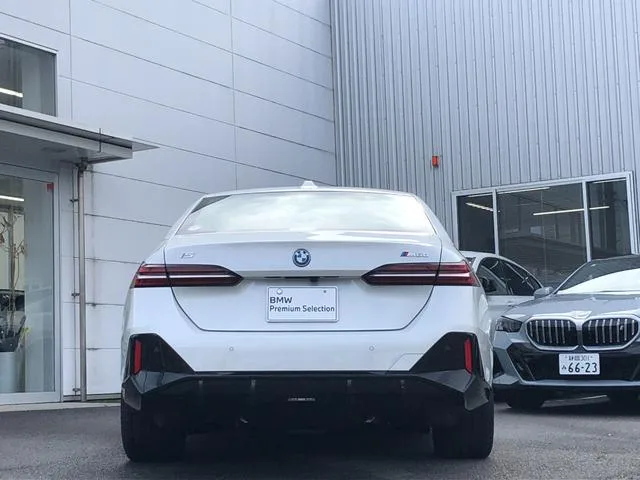 BMW i5 M60 X DRIVE 2024 — миниатюра 4