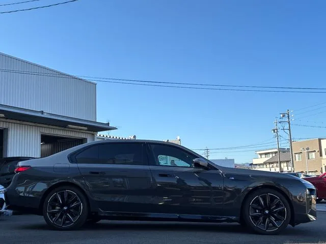 BMW 7 Series 740D X DRIVE M-SPORT 2025 — миниатюра 4