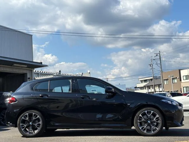 BMW 1 Series 120D M SPORT 2025 — миниатюра 3