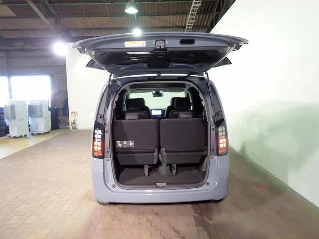 Honda FREED E:HEV AIR EX 2024 — миниатюра 4