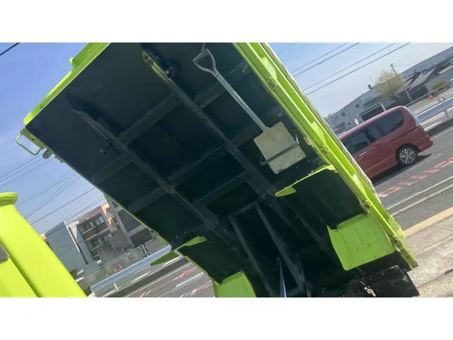 Isuzu ELF TRUCK 2023 — миниатюра 3