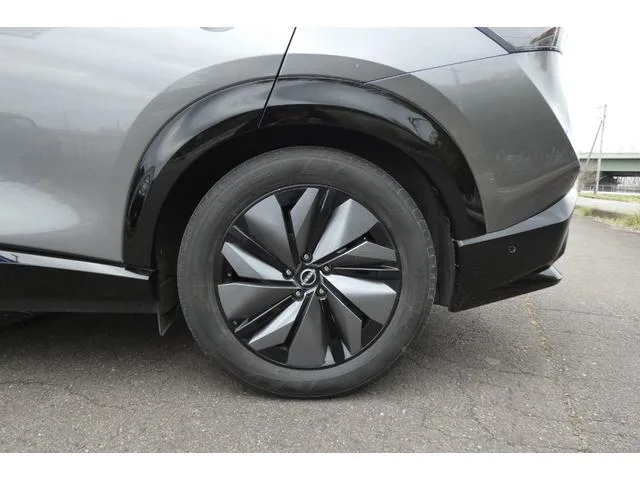 Nissan Ariya B6 2022 — миниатюра 5