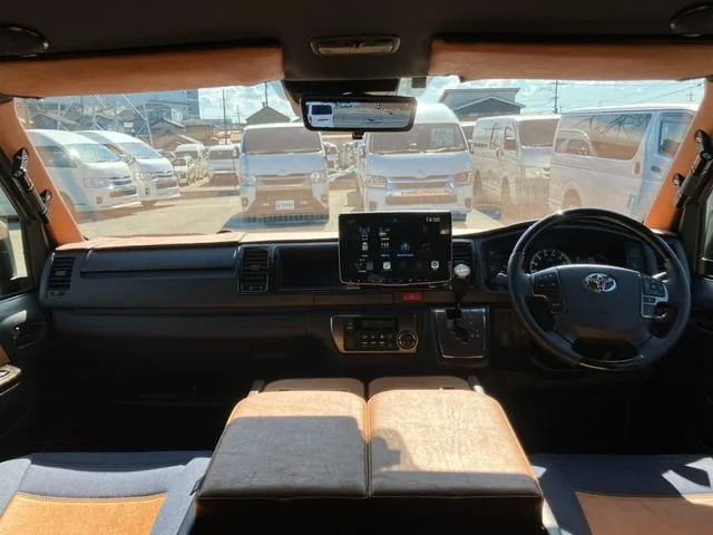 Toyota HIACE VAN LONG WIDE SUPER GL 2024 — миниатюра 4