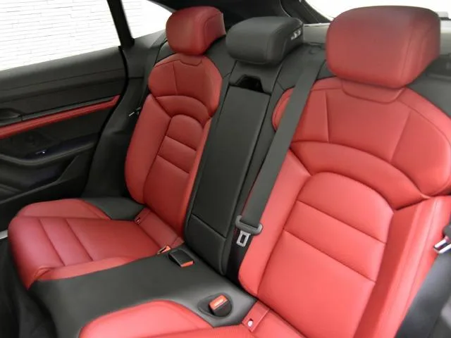 Porsche Taycan TAYCAN TURBO 2022 — миниатюра 4