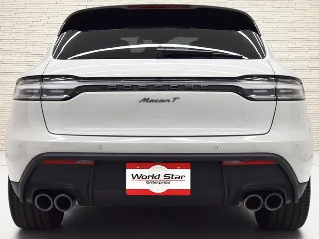 Porsche Macan MACAN T 2023 — миниатюра 2