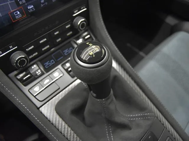 Porsche 718 SPYDER 718 SPYDER RS 2025 — миниатюра 4