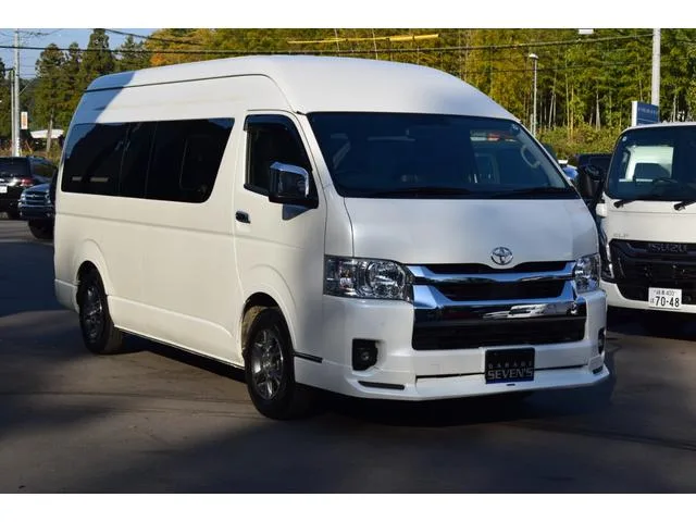 Toyota HIACE WAGON GRAND CABIN 2022 — миниатюра 2