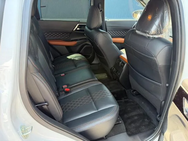 Mitsubishi OUTLANDER PHEV P 2022 — миниатюра 5