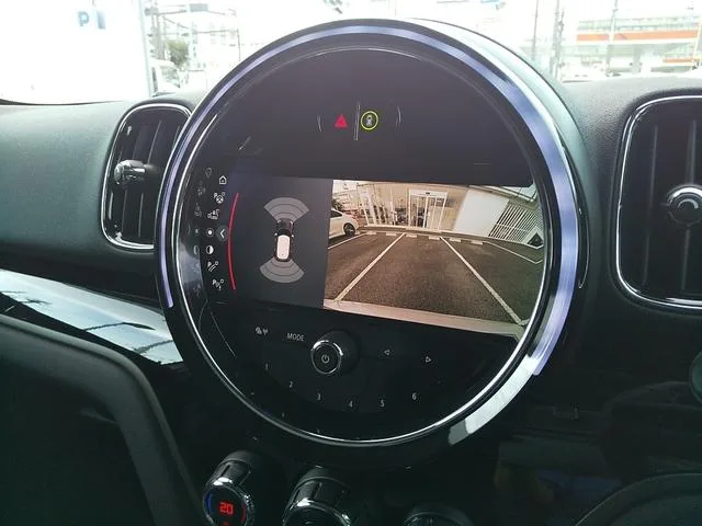 MINI MINI COOPER SD CROSSOVER ALL4 PREMIUM PLUS PACKAGE ALL4 TRIM 2023 — миниатюра 5