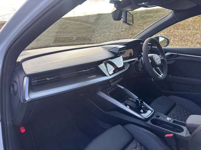Audi RS3 BASE GRADE 2024 — миниатюра 5