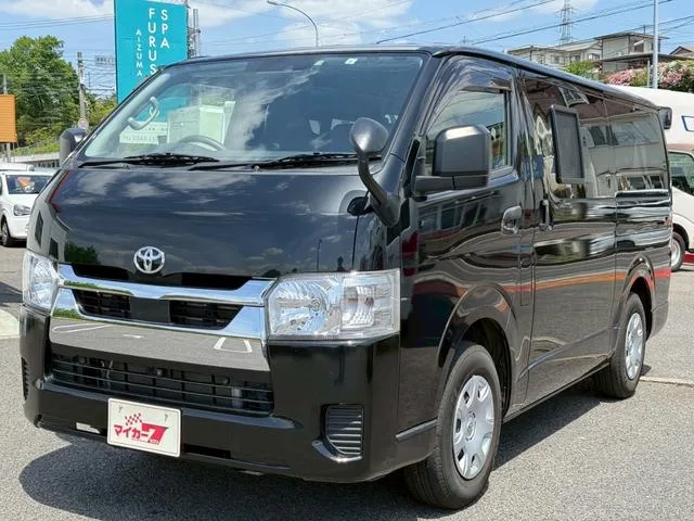 Toyota HIACE VAN LONG DX GL PACKAGE 2022 — фото 1, купить с доставкой в Москву