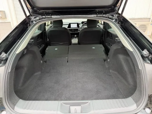 Toyota Prius U 2023 — миниатюра 5