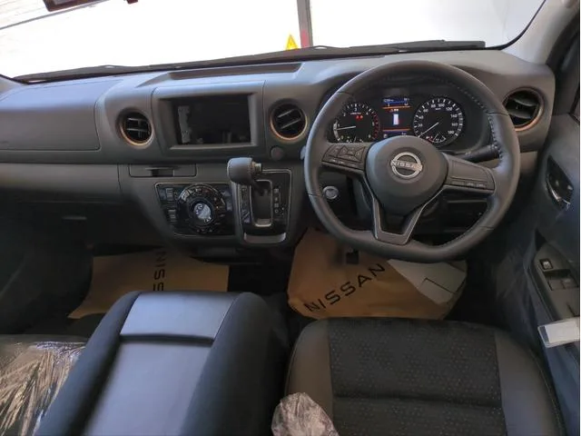 Nissan CARAVAN LONG GRAND PREMIUM GX 2026 — миниатюра 3