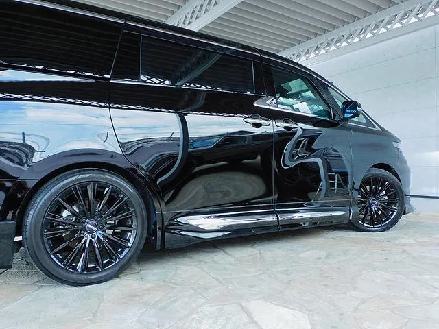 Toyota ALPHARD HYBRID EXECUTIVE LOUNGE 2024 — миниатюра 3