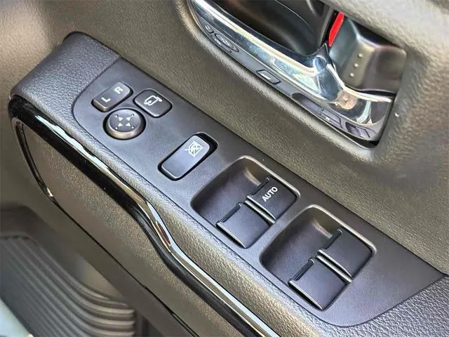 Suzuki HUSTLER HYBRID X 2025 — миниатюра 4