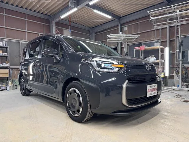 Toyota SIENTA HYBRID Z 2024 — фото 1, купить с доставкой в Москву