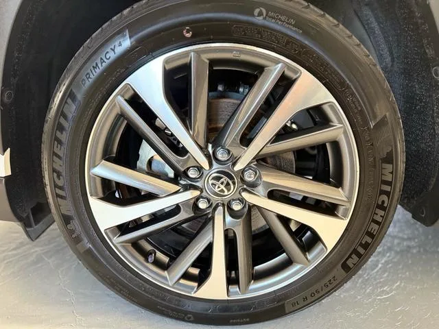 Toyota CorollaCross HYBRID Z 2022 — миниатюра 5