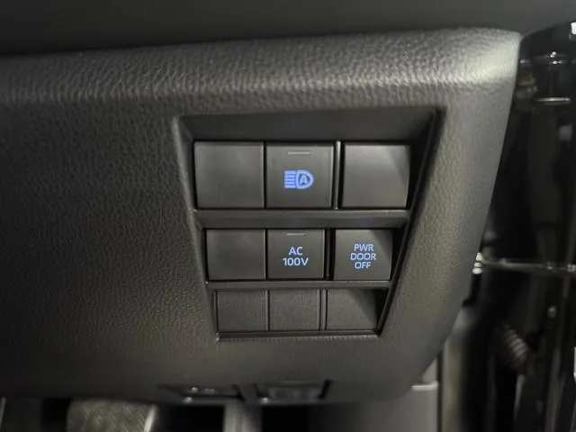Toyota VOXY HYBRID S-Z 2023 — миниатюра 5